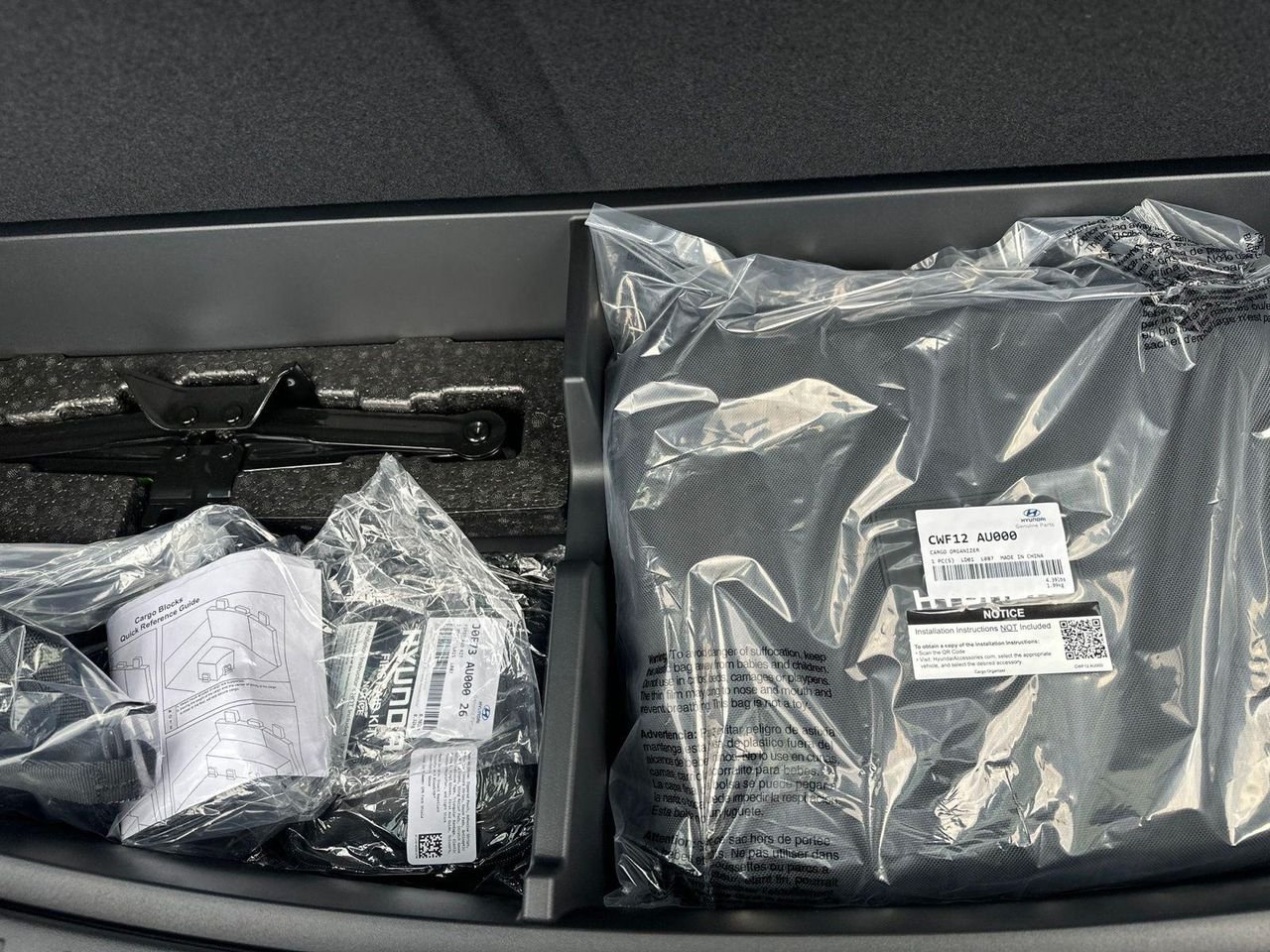New 2026 Black Hyundai SEL Premium AWD image 126