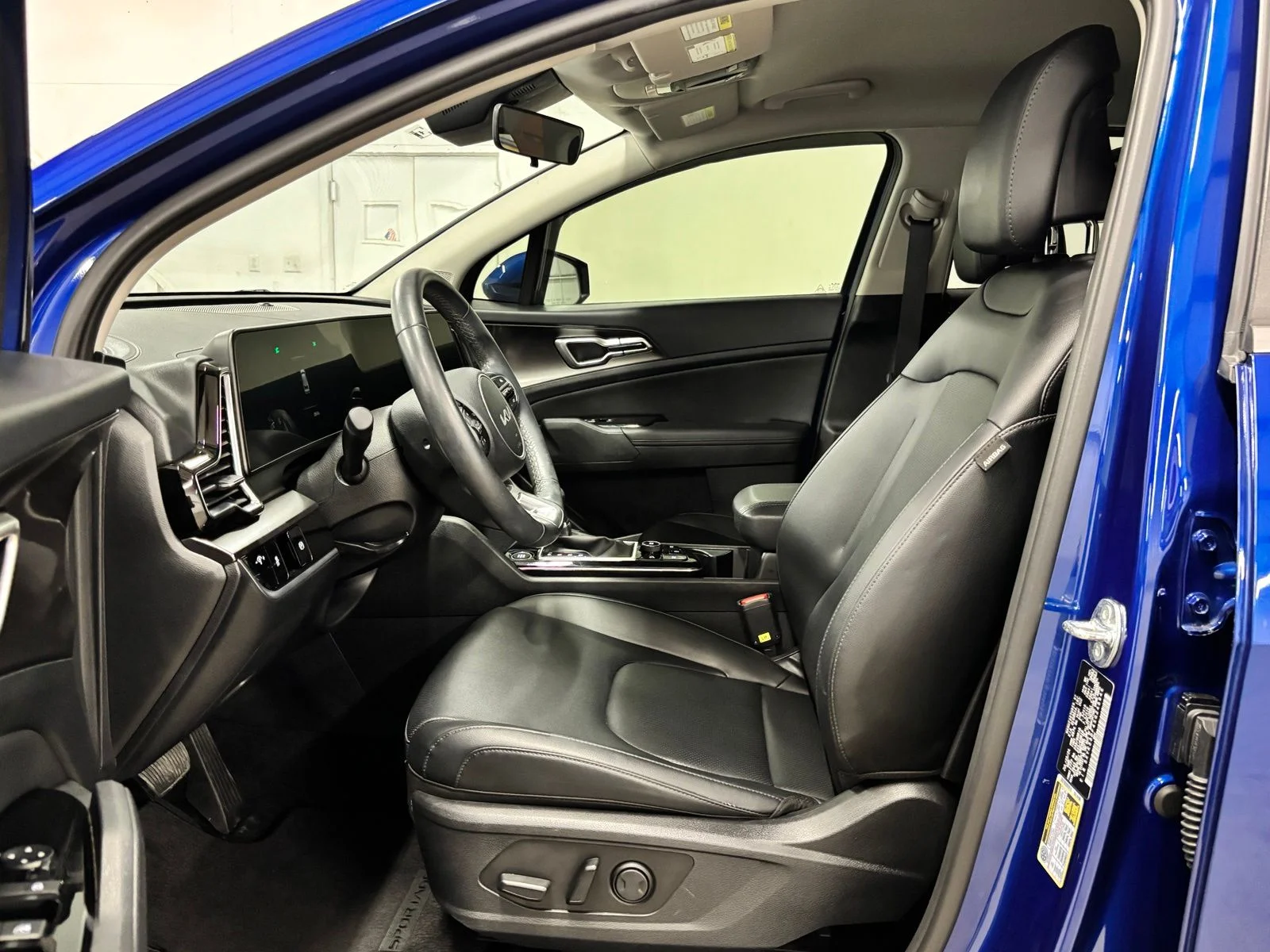 Used 2025 Blue Kia EX image 17