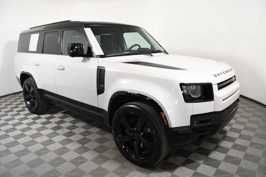 New 2026 Borasco Grey Land Rover X-Dynamic SE image 8