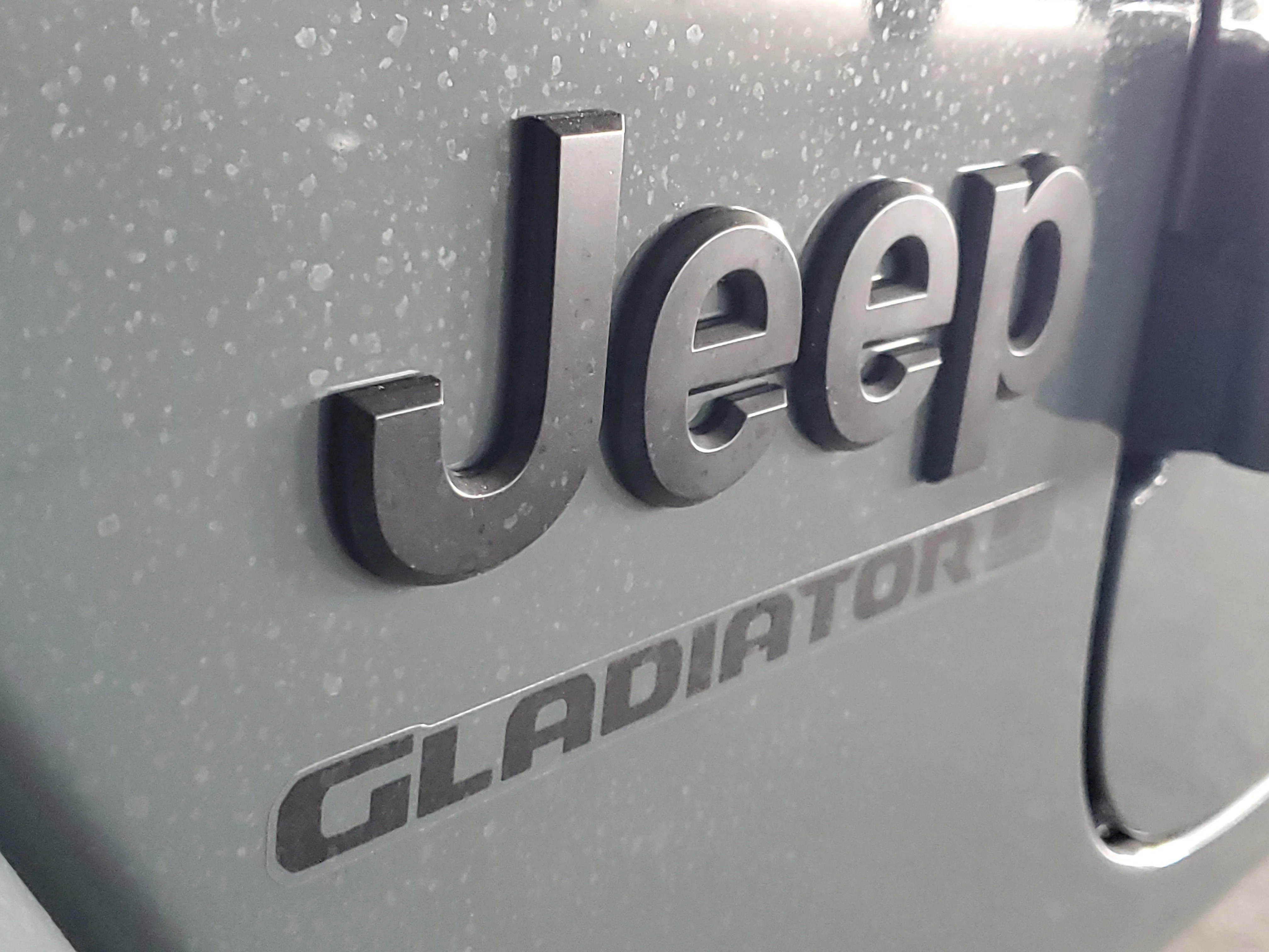 New 2026 Anvil Clear-Coat Exterior Paint Jeep Sahara image 4