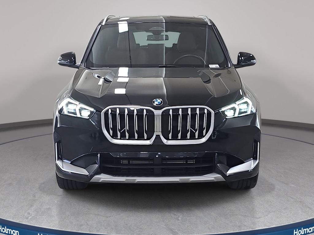Used 2026 Black Sapphire Metallic BMW xDrive28i image 3