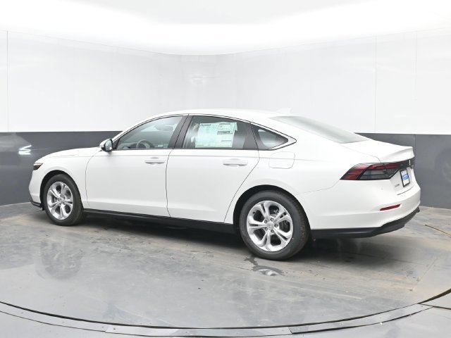 New 2026 Platinum White Pearl Honda LX image 7