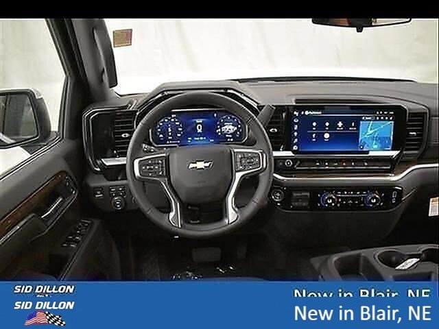 New 2026 Black Chevrolet LT image 5