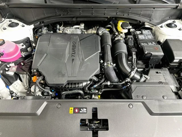 New 2027 White Hyundai SEL image 21
