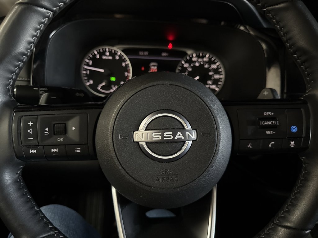 Certified Used 2025 Super Black Nissan SL image 23