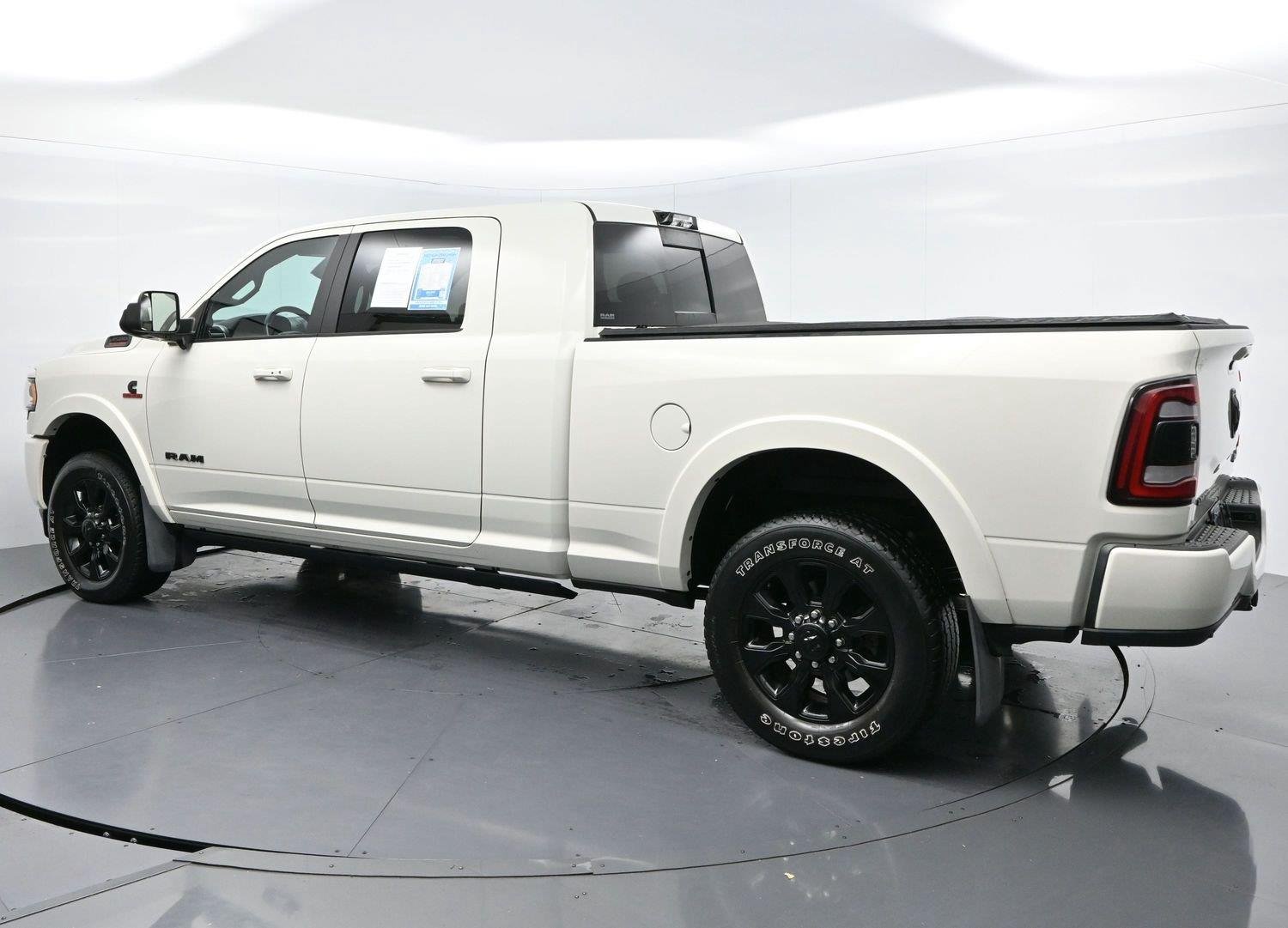 Used 2022 Pearl White Ram Limited image 5