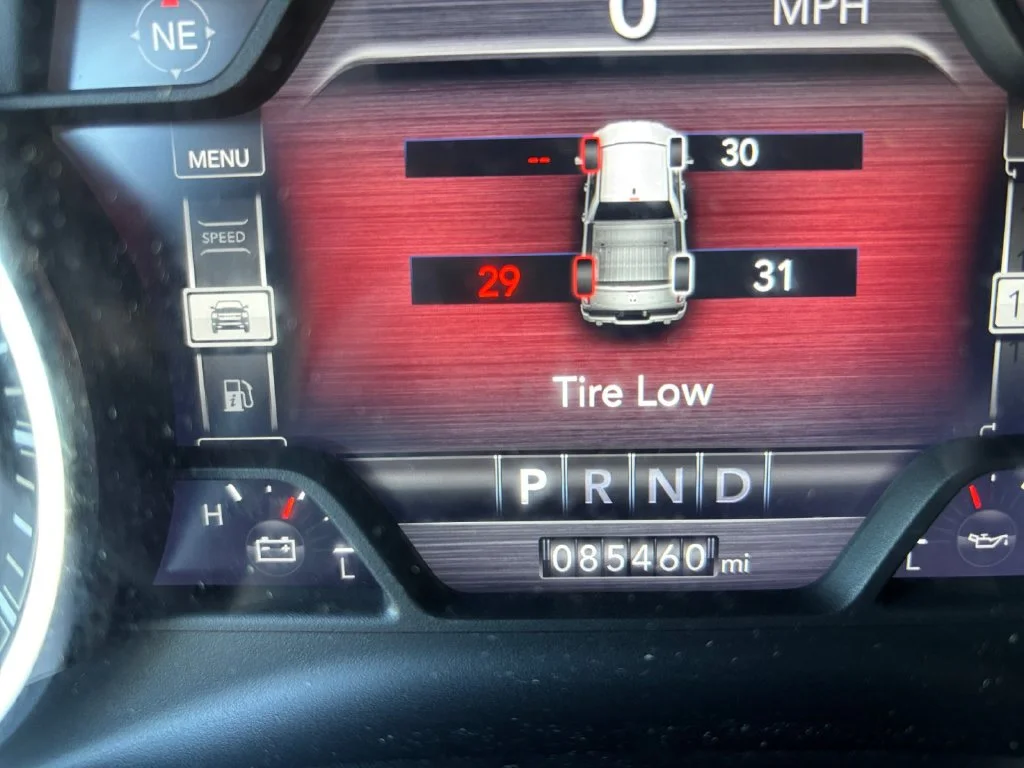 Used 2019 Black Ram Laramie image 19
