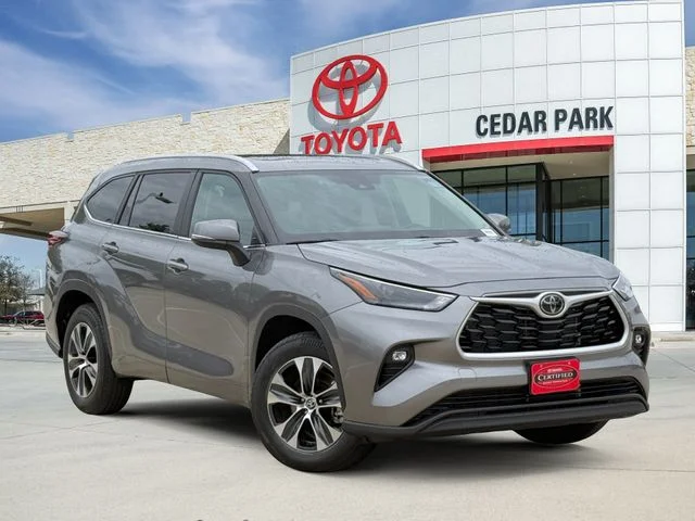 2025 Toyota Highlander XLE
