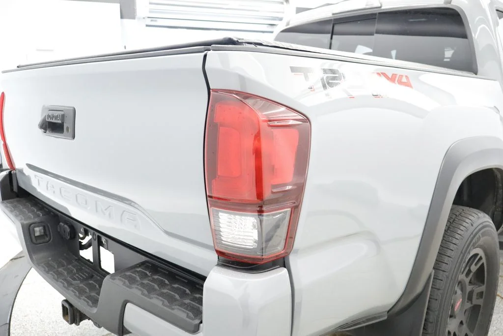 Certified Used 2018 Gray Toyota TRD Off-Road image 18