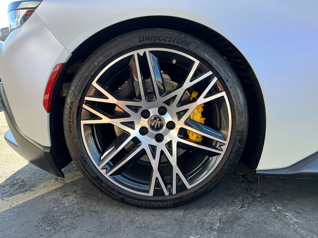 2023 MASERATI MC20 - Image 33