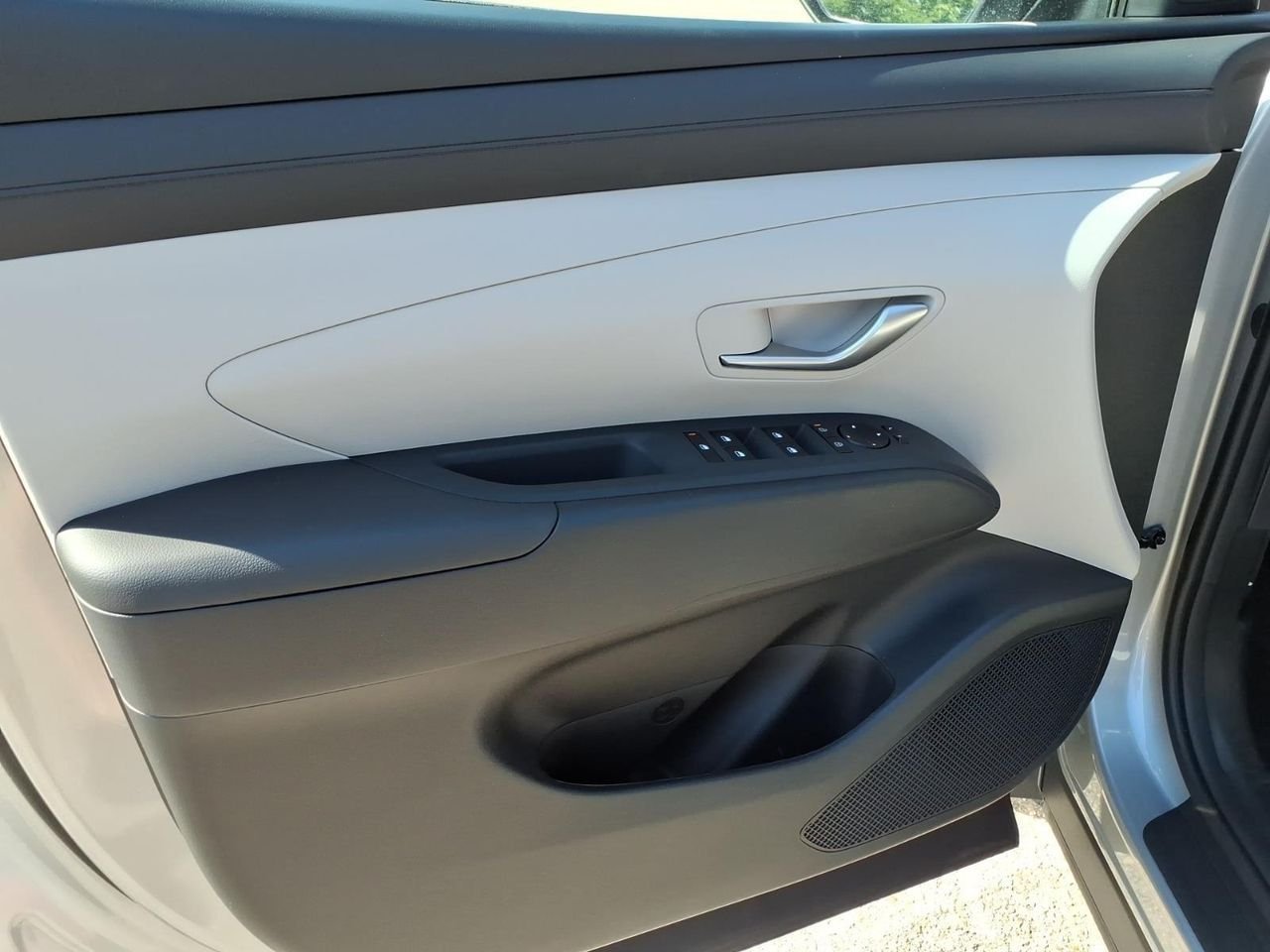 New 2026 Shimmering Silver Hyundai SEL FWD image 14