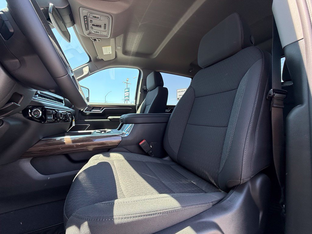2026 Chevrolet Silverado 2500 HD LT view 32