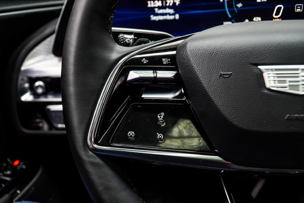 Used 2025 Black Cadillac Sport image 34