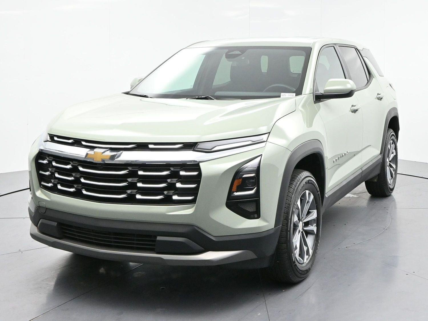 Used 2025 Cacti Green Chevrolet LT image 3