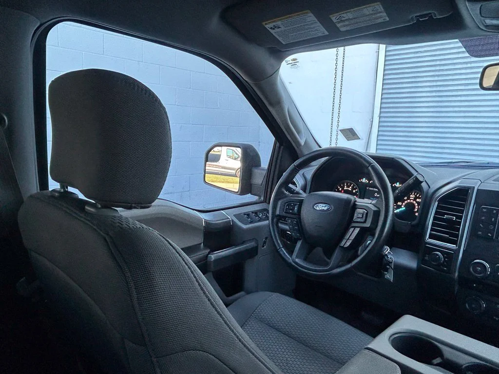 Used 2018 Oxford White Ford XLT image 10
