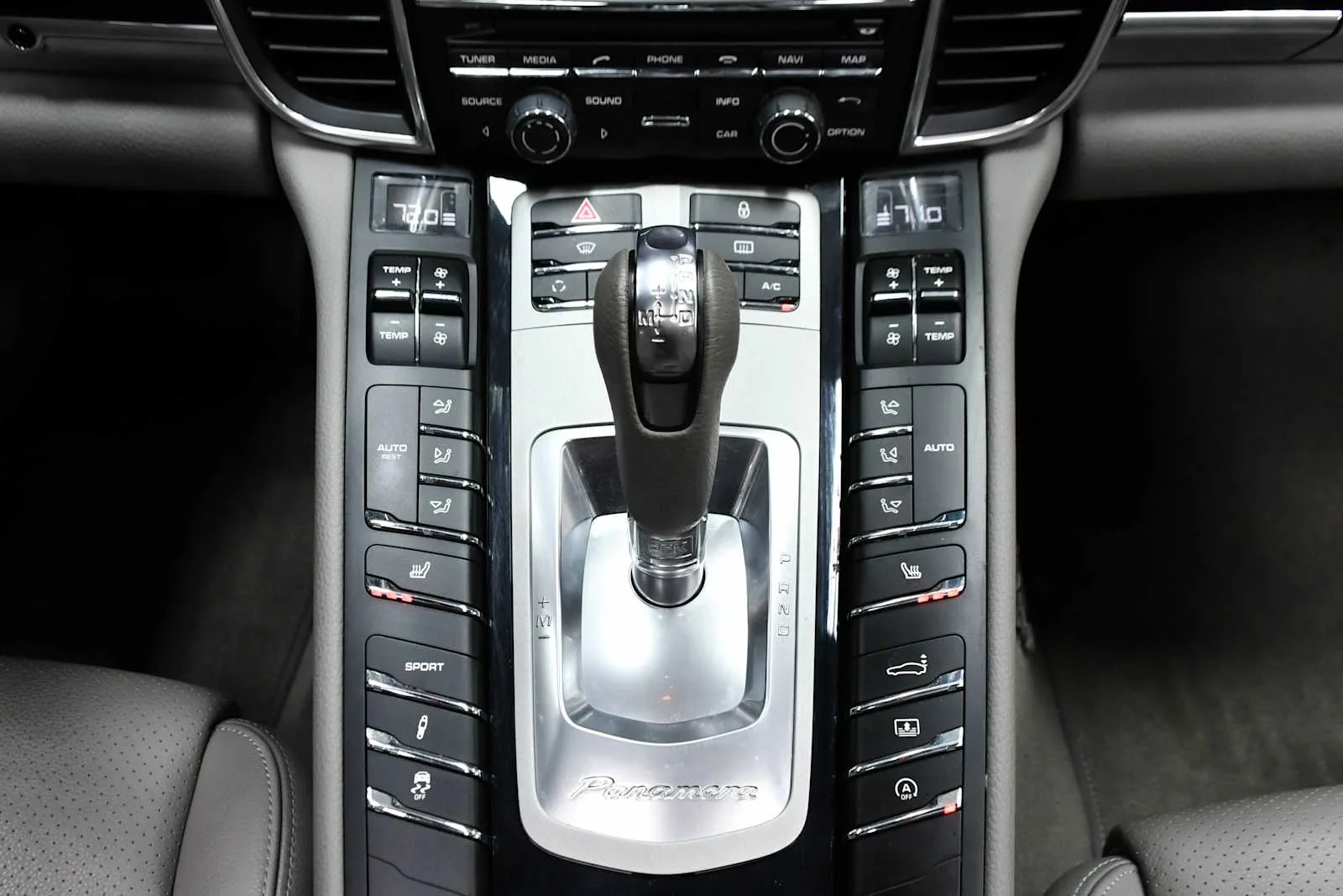 Used 2013 Black Porsche  image 20