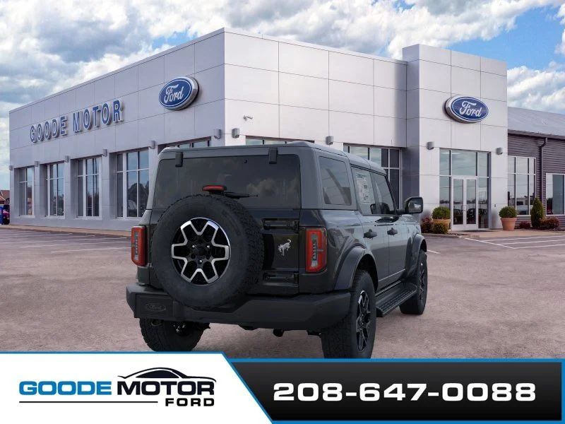 New 2026 Shadow Black Ford Outer Banks® image 8
