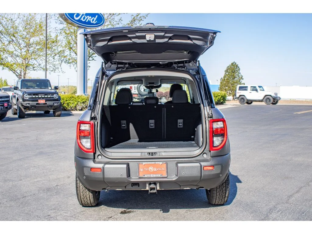 New 2026 CARBONIZED GRAY METALLIC Ford Big Bend image 14