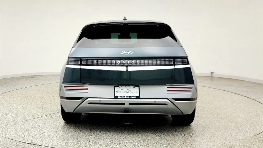 Used 2024 Digital Teal Hyundai Limited AWD image 6