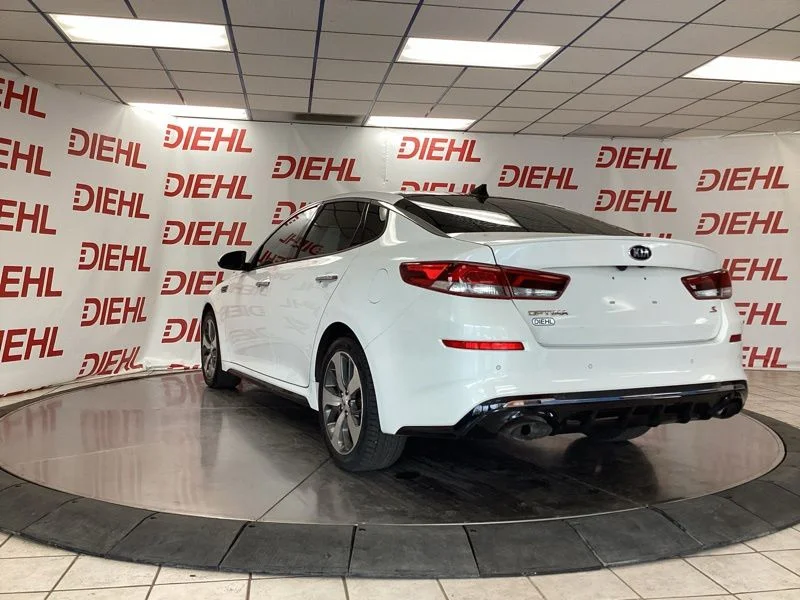 Used 2020 White Kia S image 5