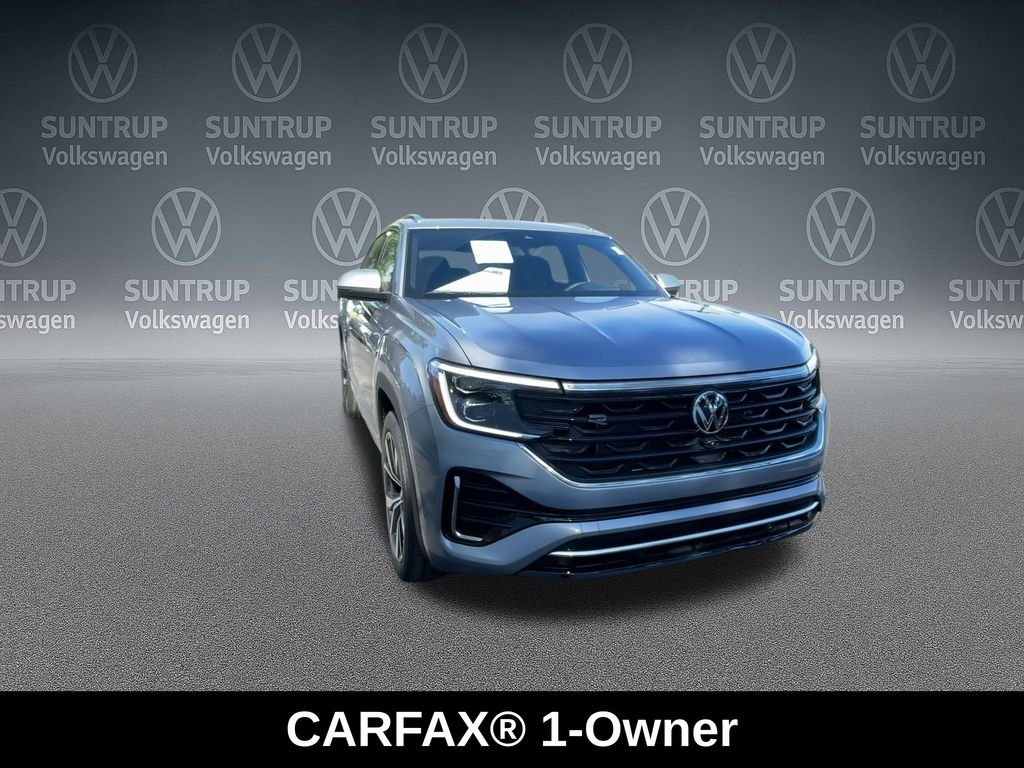Used 2026 Silver Volkswagen SEL Premium R-Line image 4