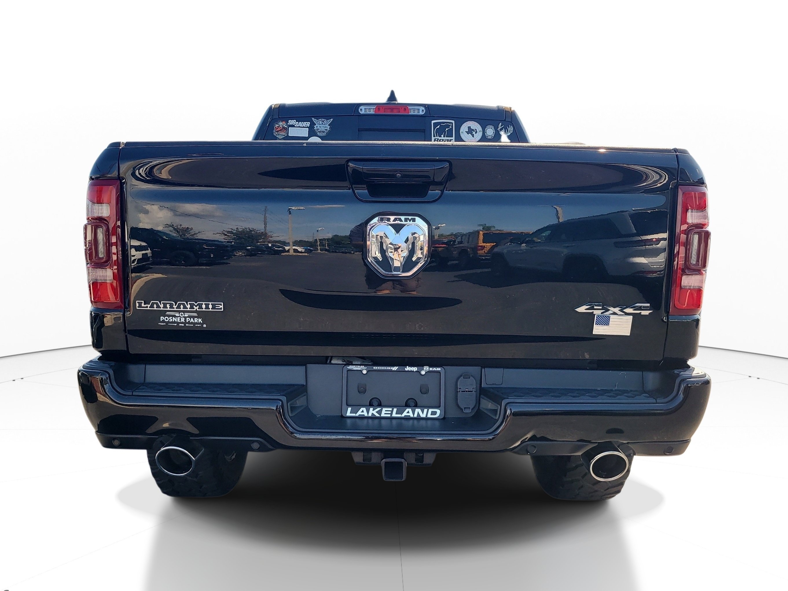 Used 2023 Diamond Black Crystal Pearlcoat Ram Laramie image 5