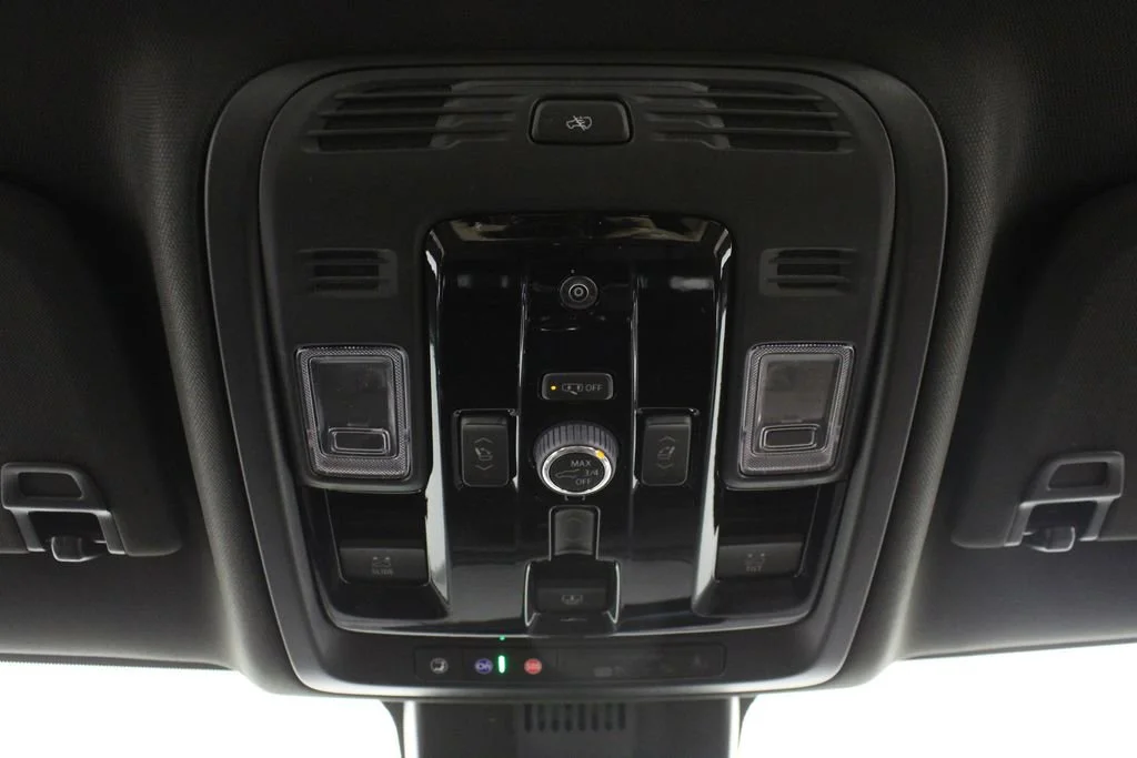New 2026 Onyx Black GMC Denali Ultimate image 24