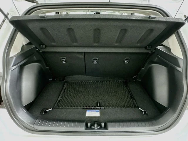 New 2026 Hyundai VENUE SE