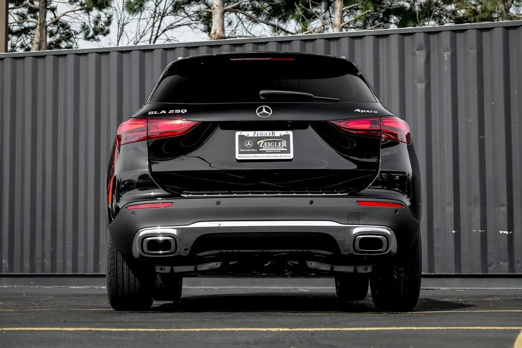 New 2026 Night Black Mercedes-Benz GLA 250 image 8