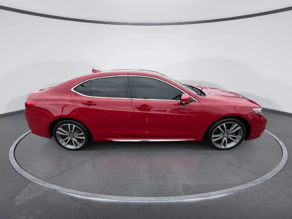 Used 2019  Acura 3.5L Technology Pkg image 8