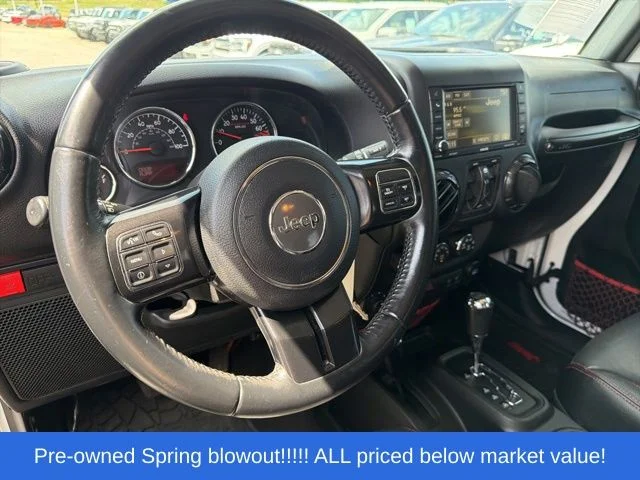 Used 2018 White Jeep Unlimited Rubicon image 37