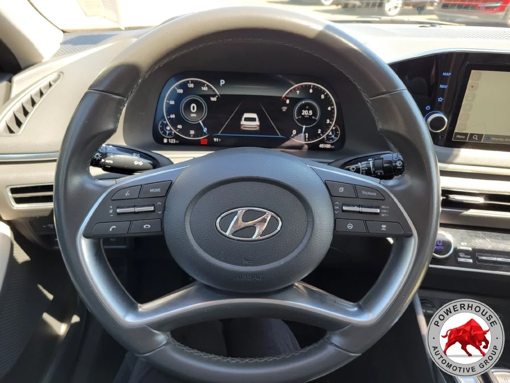 Used 2023 Black Hyundai SEL image 32