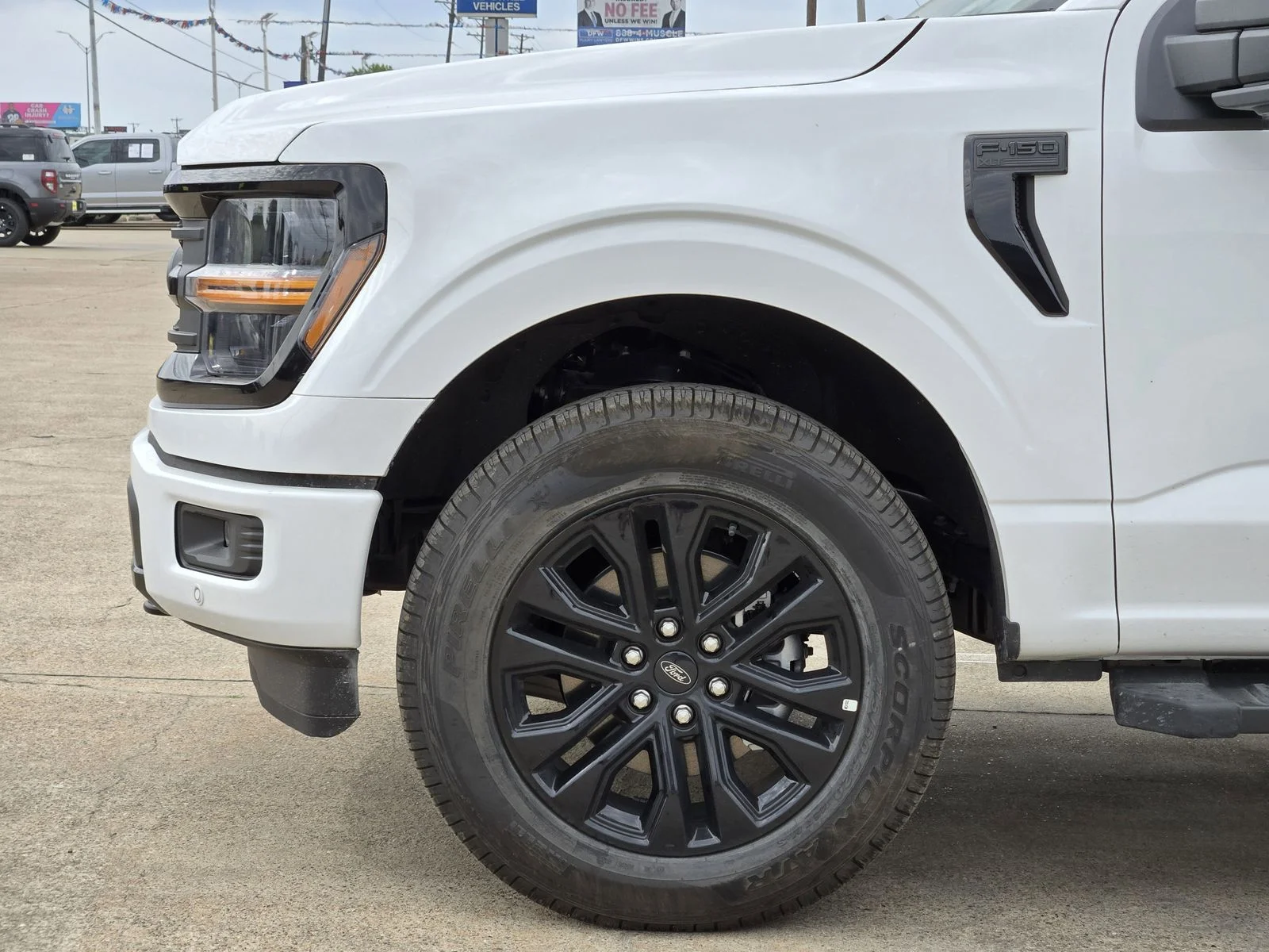 New 2026 Oxford White Ford XLT image 6
