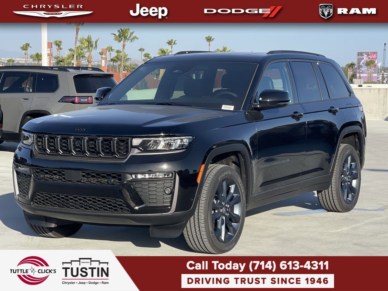 New 2026 Diamond Black Crystal Pearl-Coat Exterior Paint Jeep 85th Anniversary Edition image 3