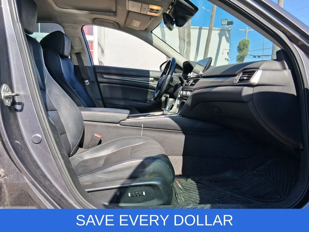 Used 2018 Gray Honda EX-L image 14