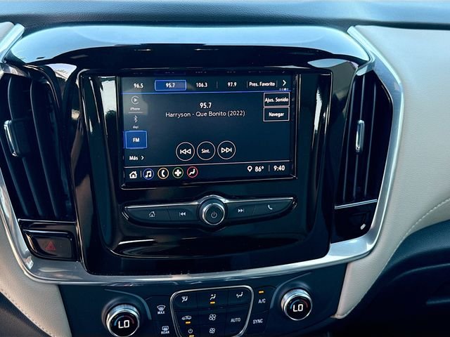Used 2022 White Chevrolet LS image 14