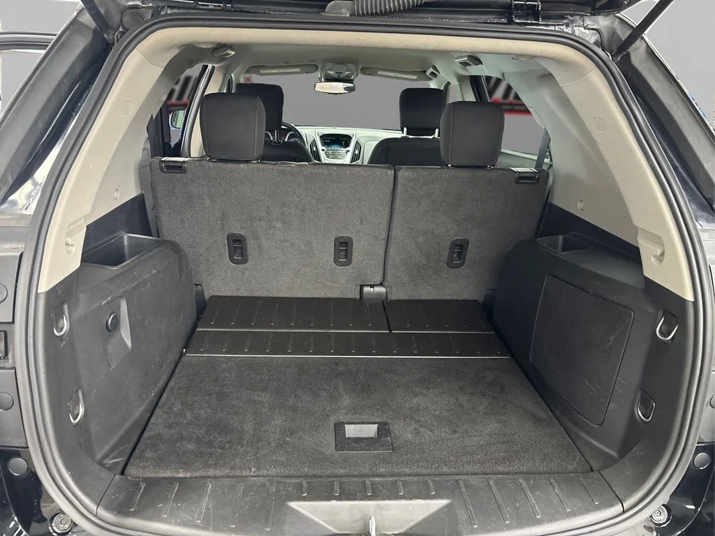 Used 2017 Black Chevrolet LT image 11