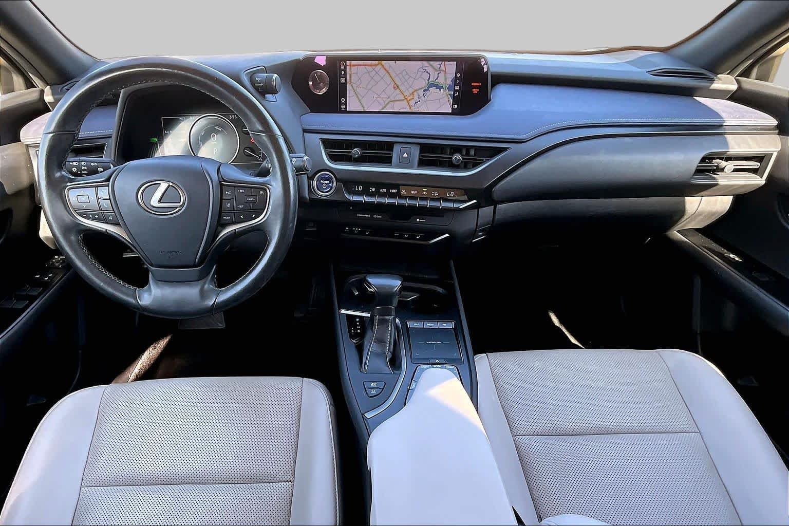 Used 2019 Eminent White Pearl Lexus Luxury image 16