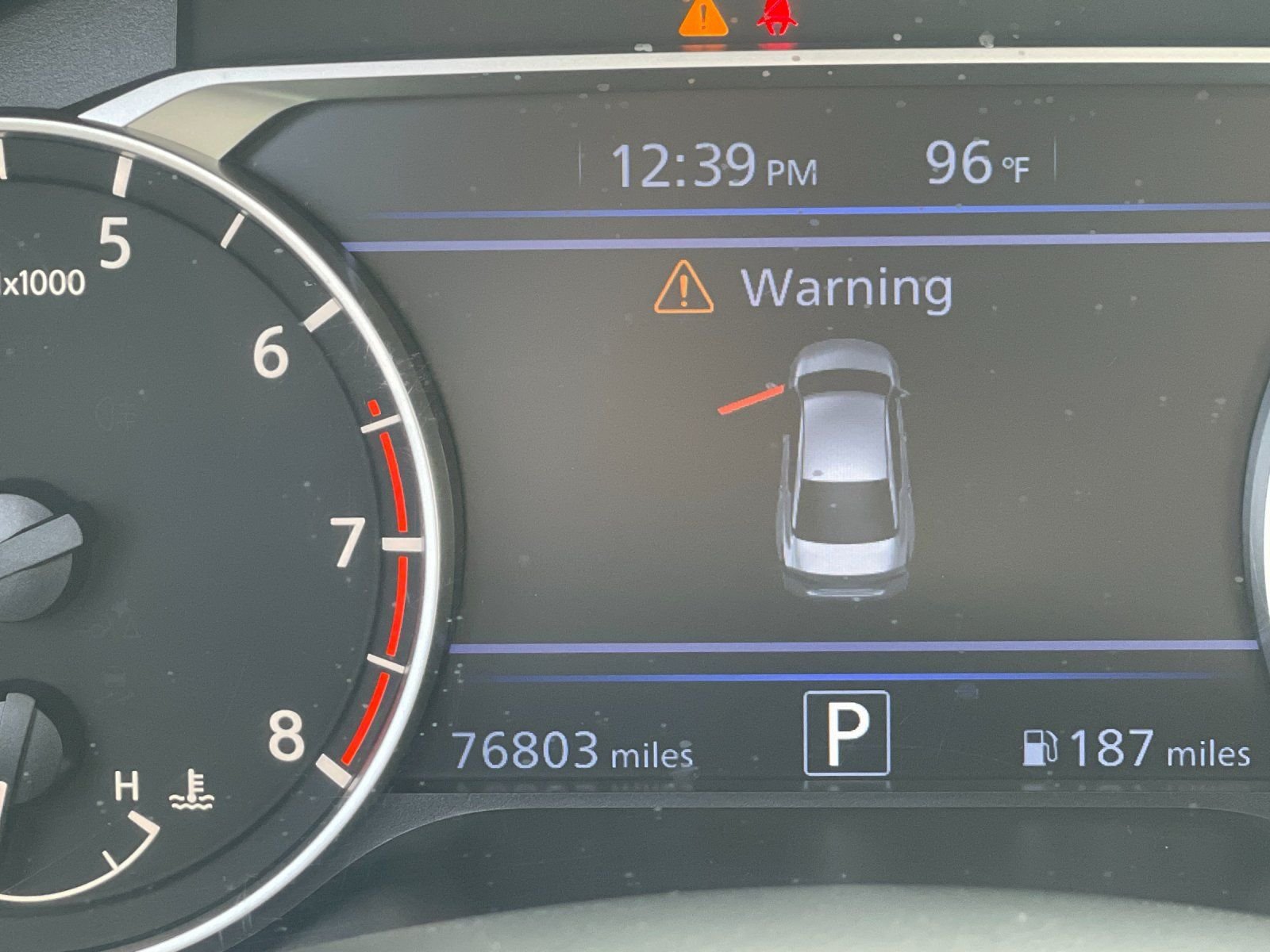 Used 2024 Silver Nissan 2.5 SV image 28