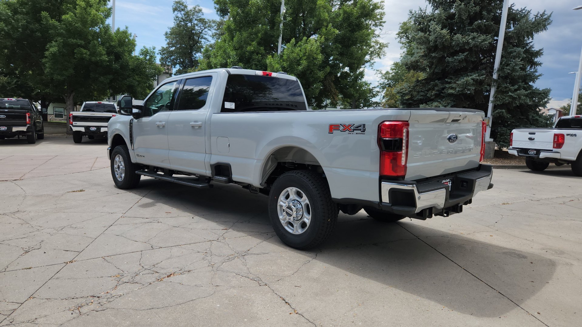New 2026 Avalanche Ford XLT image 5