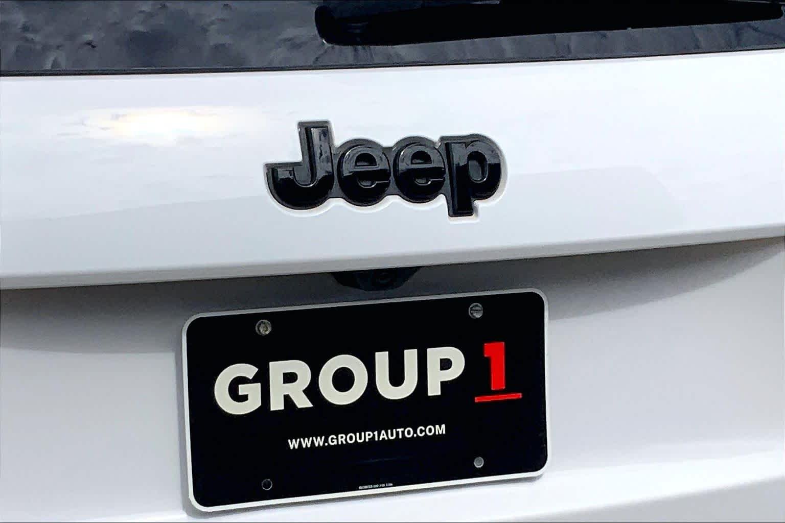 Certified Used 2021 Bright White Clearcoat Jeep Laredo X image 31