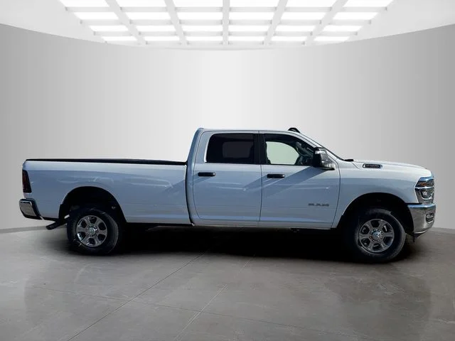 New 2026 Bright White Clear-Coat Exterior Paint RAM BIG HORN image 8