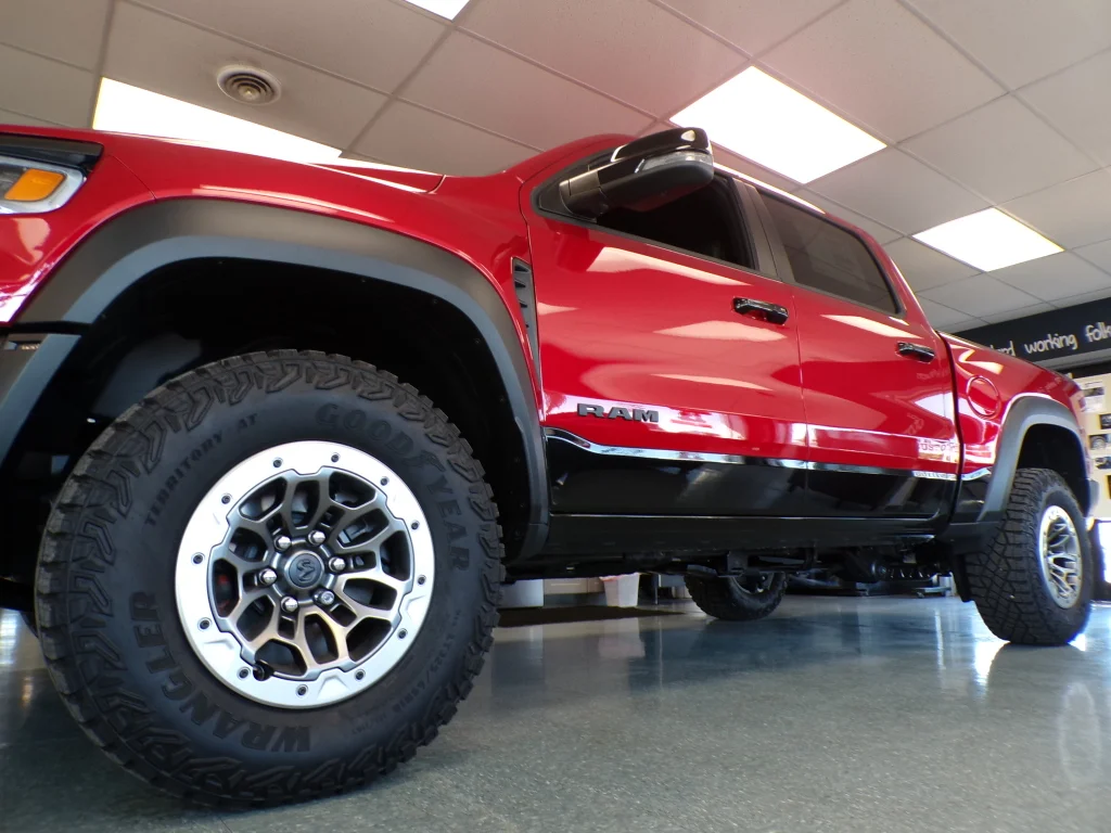 New 2026 Molten Red Pearl-Coat Exterior Paint RAM RHO image 36