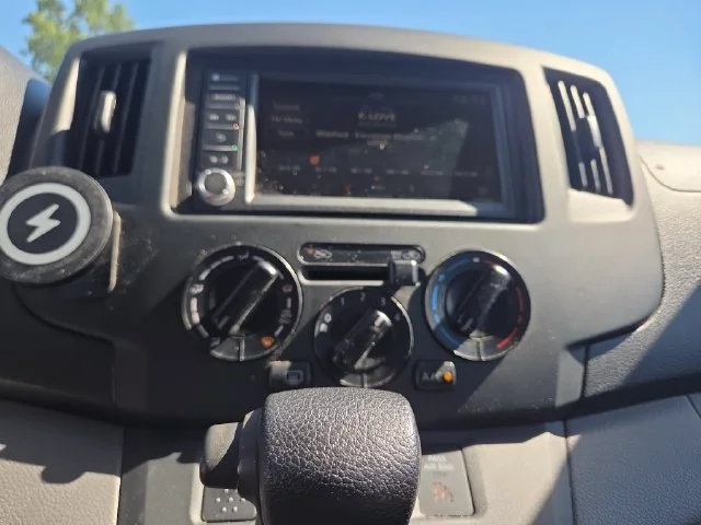 Used 2020 White Nissan SV image 18