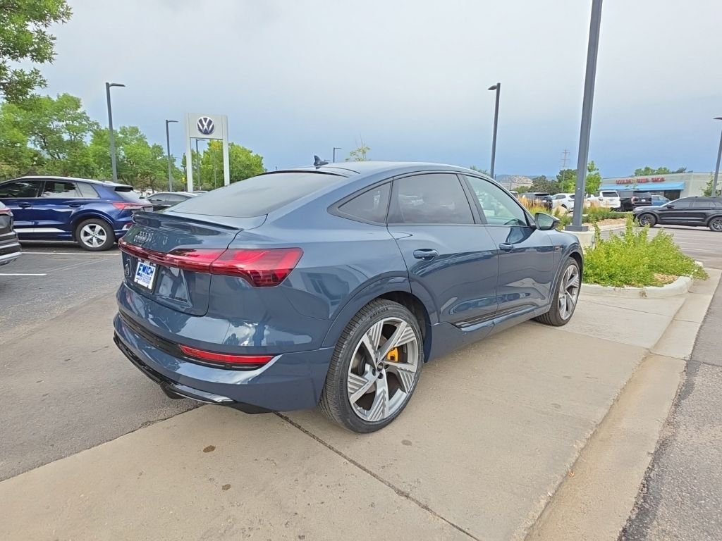 Used 2023 Blue Metallic Audi S line Prestige image 5