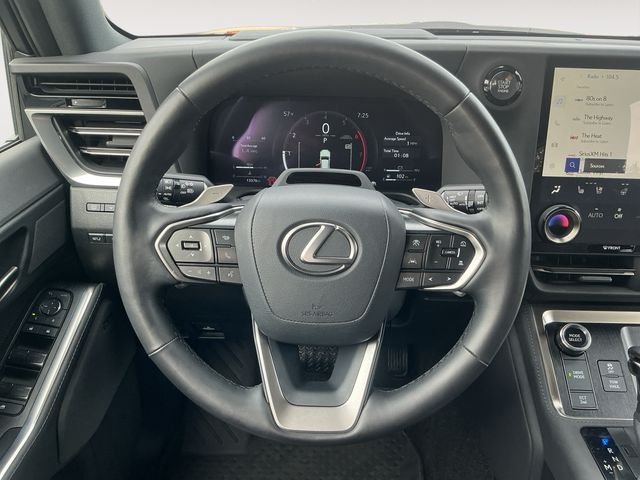 2024 Lexus GX Luxury - Photo 12