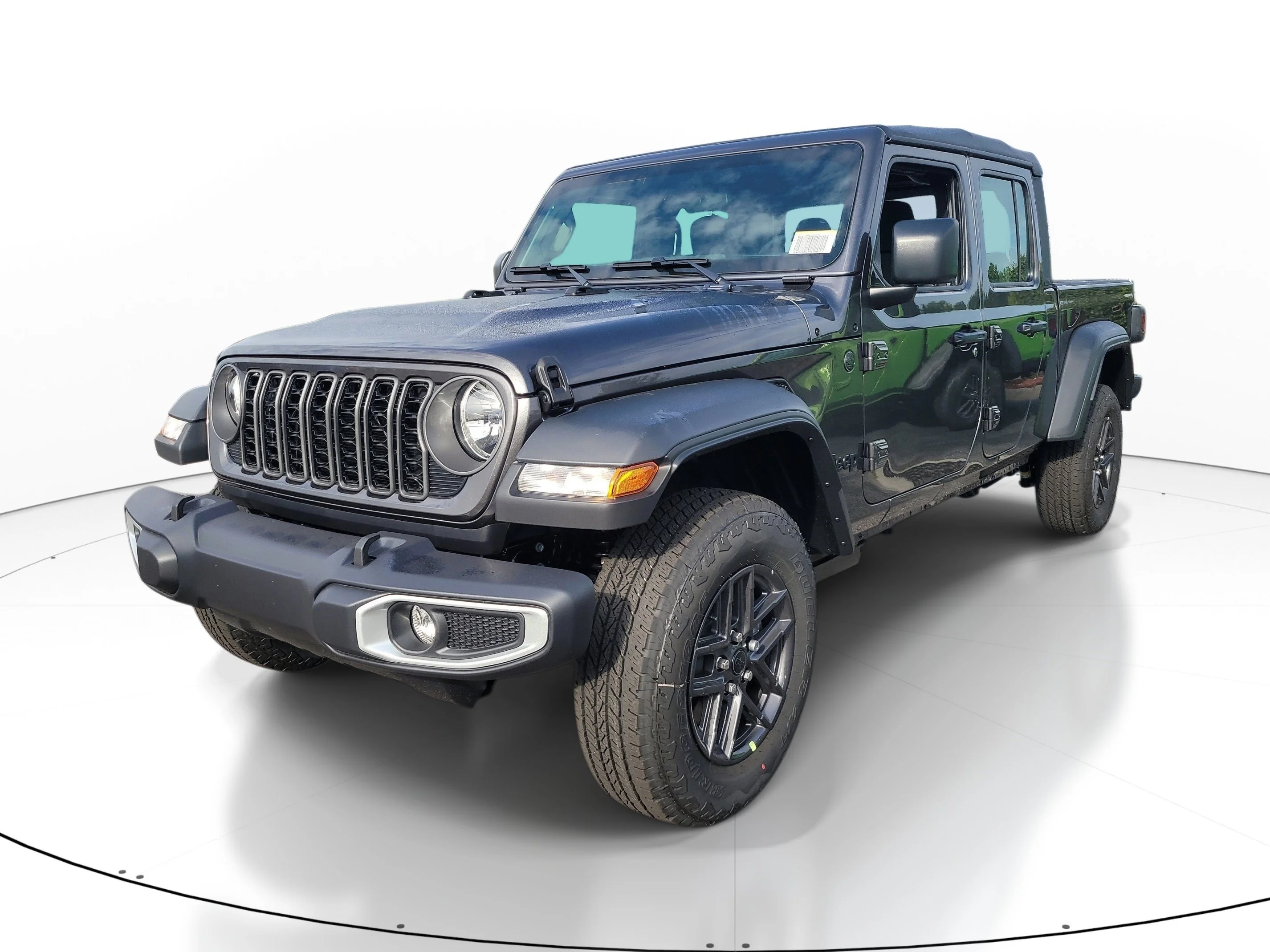 New 2026 Granite Crystal Metallic Clearcoat Jeep Sport image 4