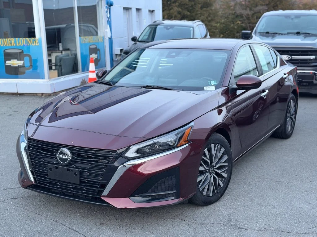 2023 Nissan Altima SV
