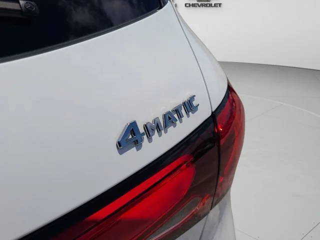 Used 2025 White Mercedes-Benz GLC 300 image 32
