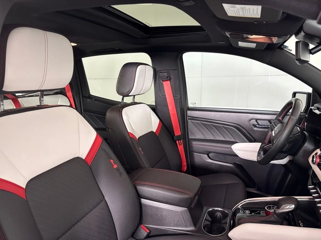 Used 2025 Red GMC AT4X image 19